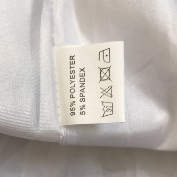 White skirt new with tags - Picture 4 of 5